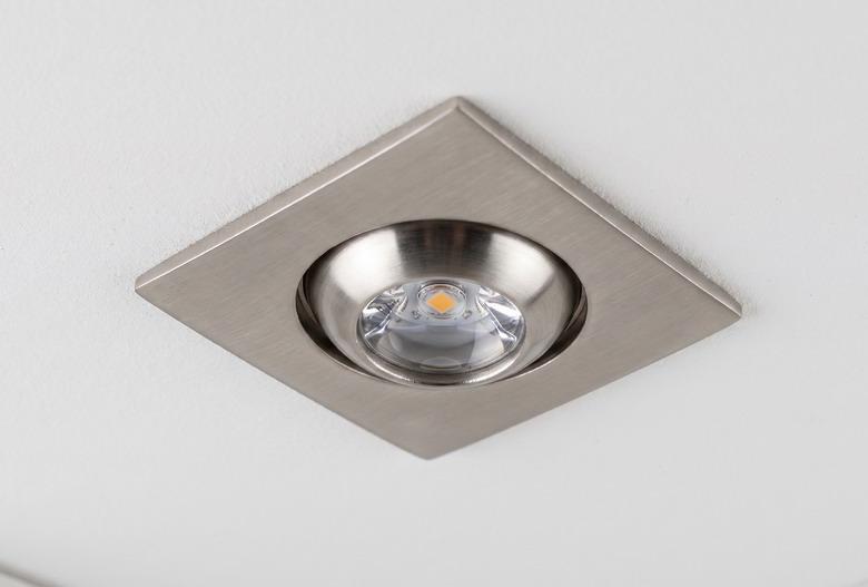 Led rozetna-ON-SA TYPE III KOCKA (X3001 3W)