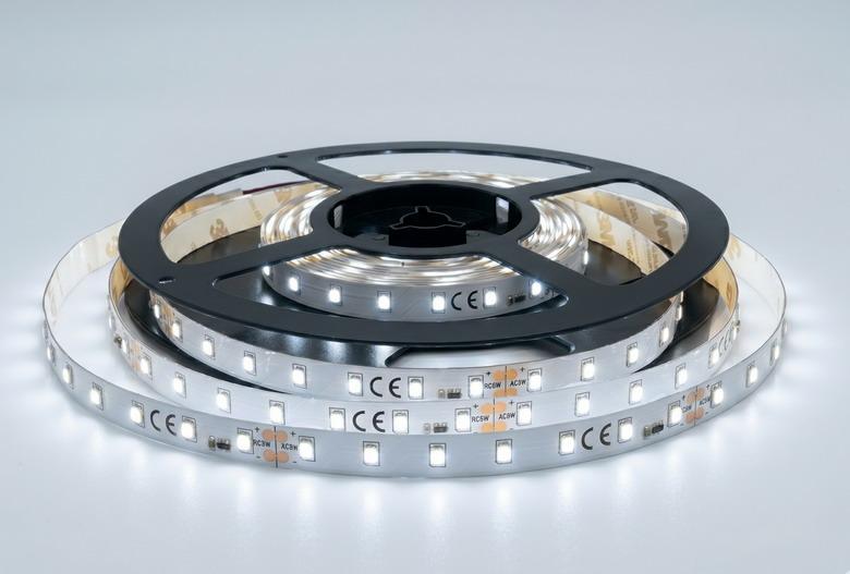 LED TRAKA SCHWABE 10.8W/m 24V